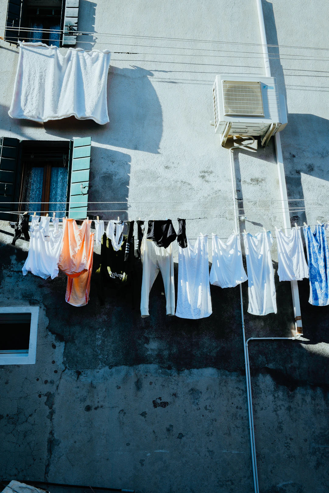 De Ultieme Gids voor het Wassen van Babykleding