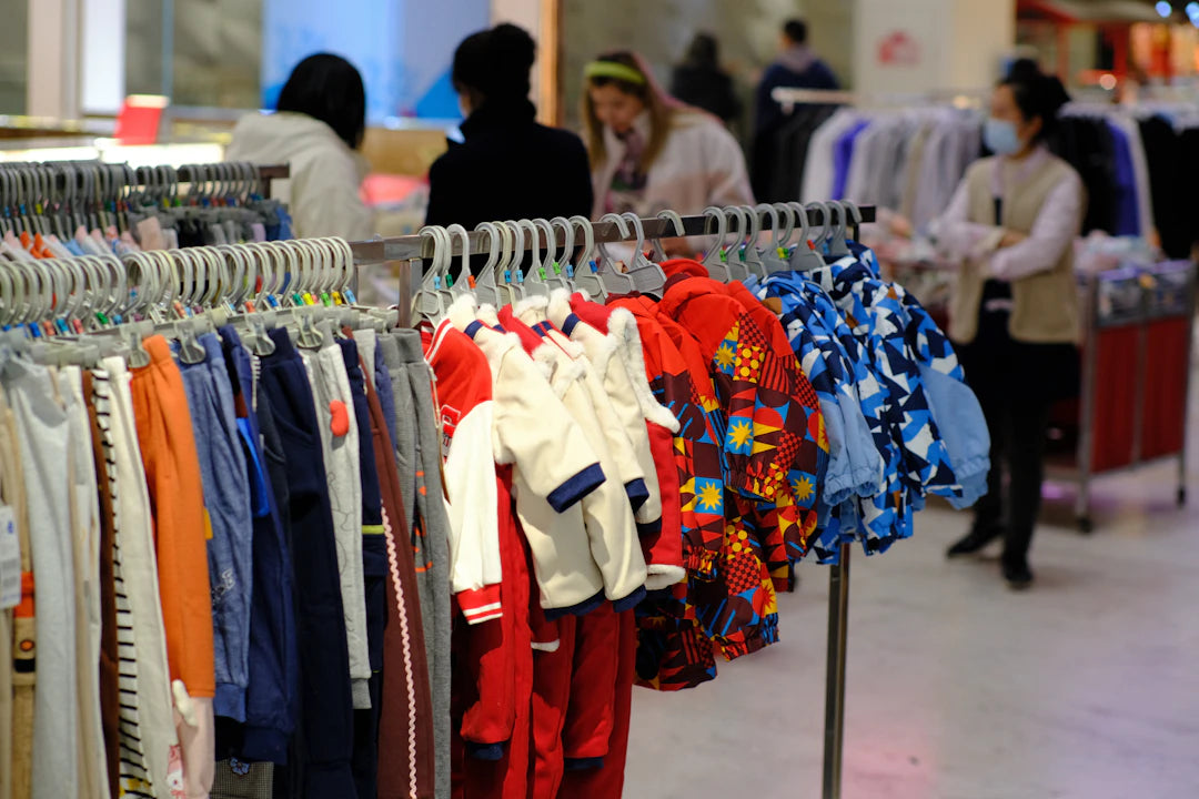 Vijf Tips voor het Kopen van Tweedehands Kinderkleding