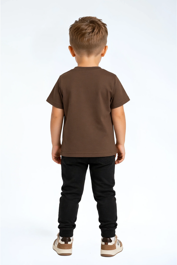 Heavy Tee Essential Bruin — zwaar katoenen kinder t-shirt — detail | Donder