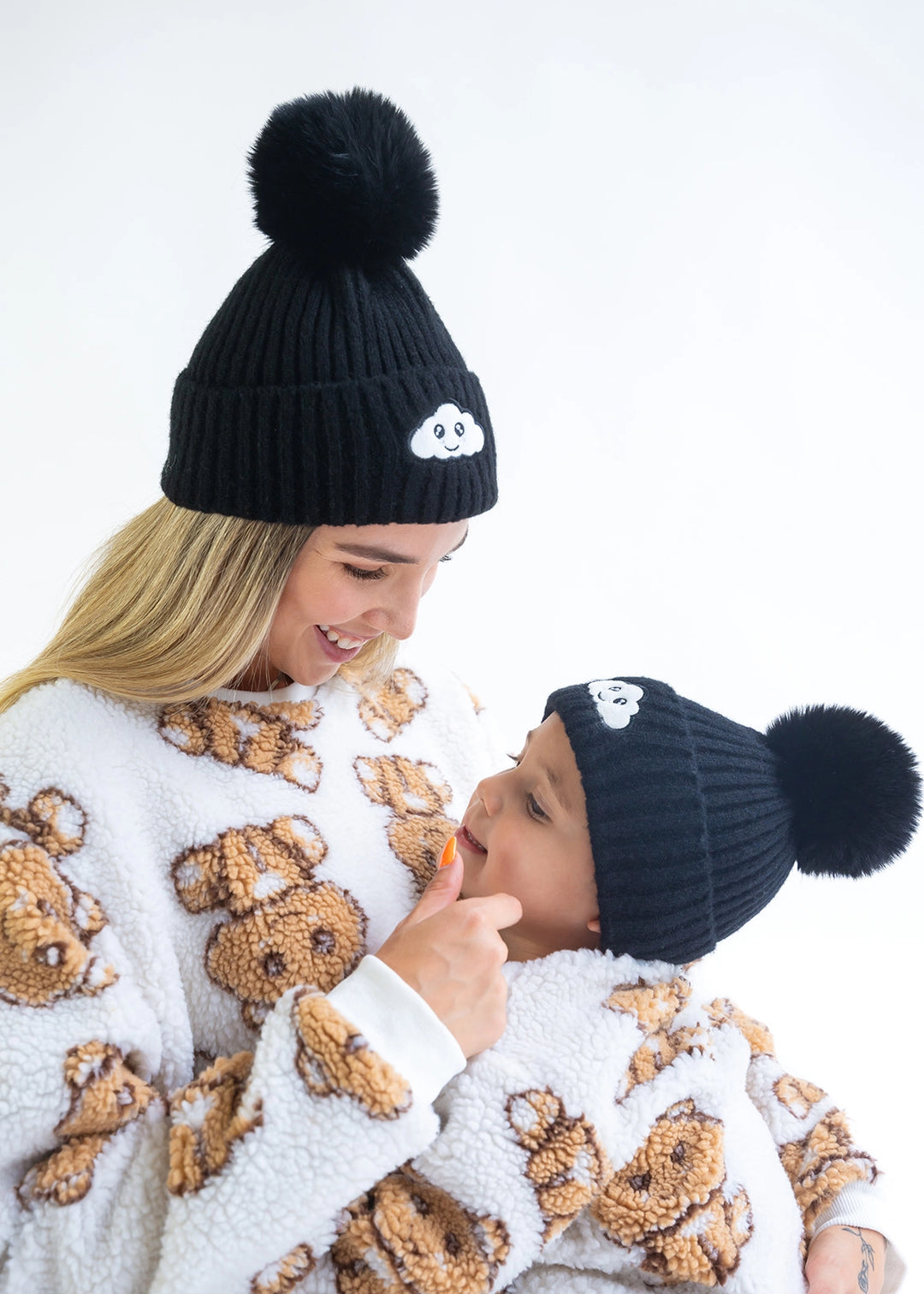 Beanie beige black adult