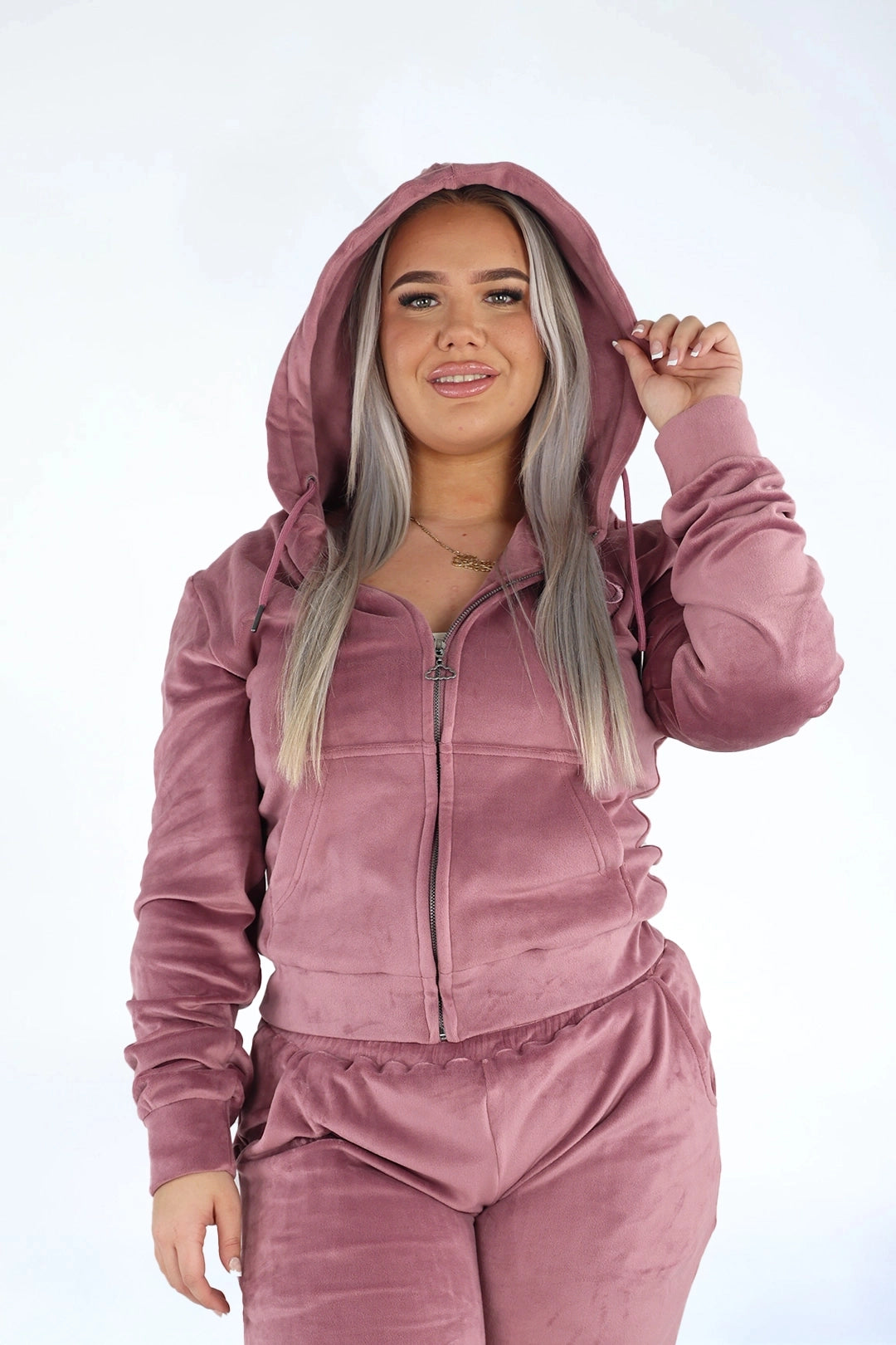 Velvet Vest Metallic Berry 🍇🌷