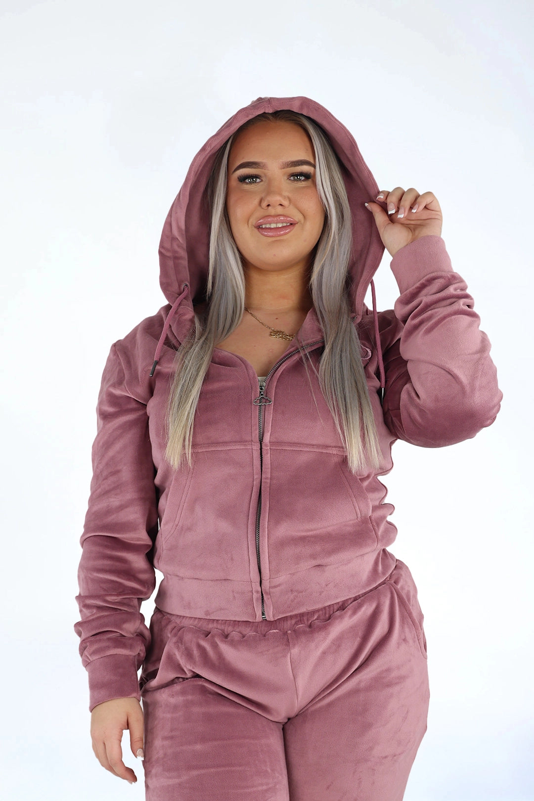 Velvet Vest Metallic Berry 🍇🌷