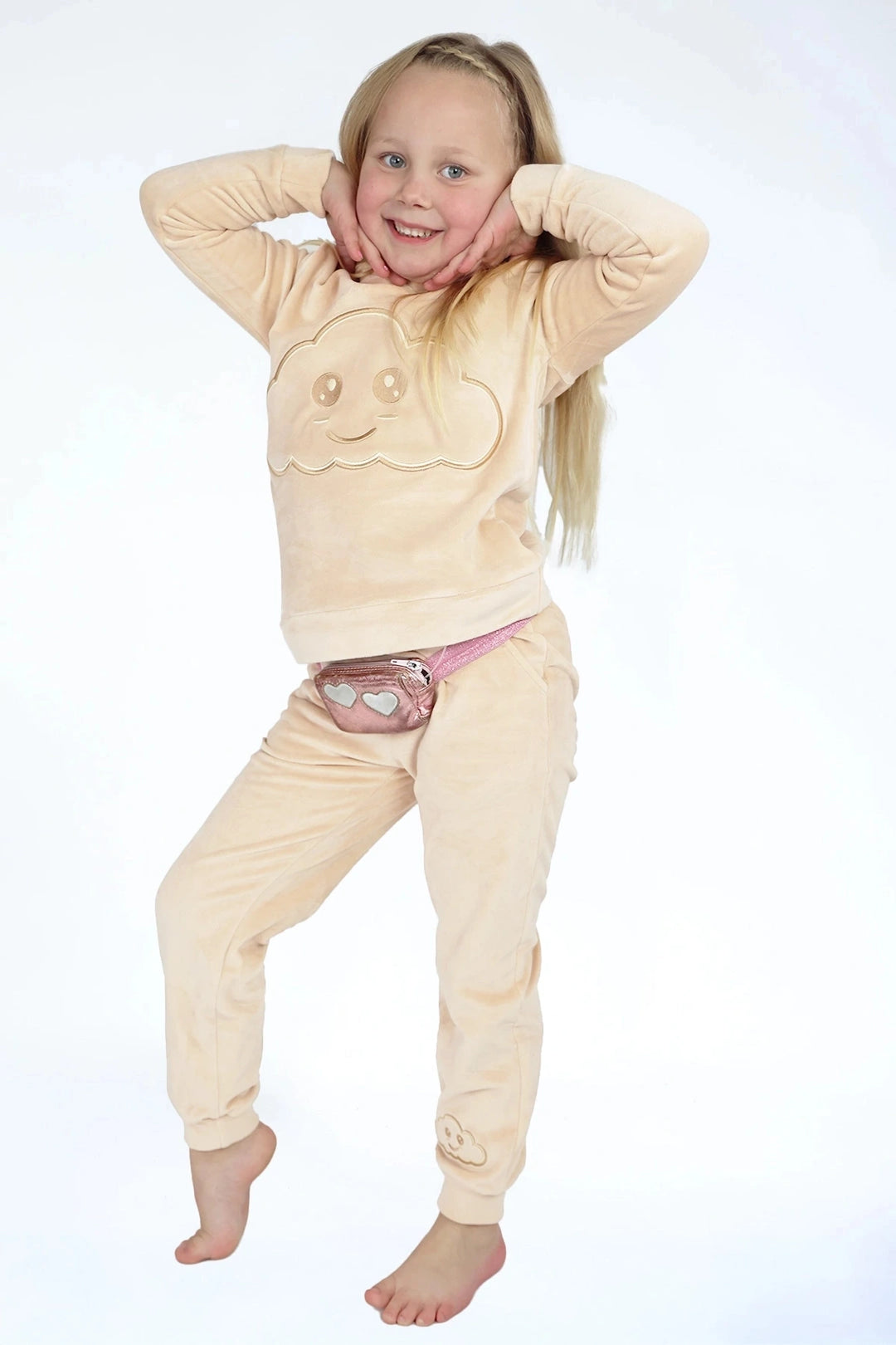 Velvet Suit Banana Freeze — luxe fluwelen kinderpak — draagwijze | Donder