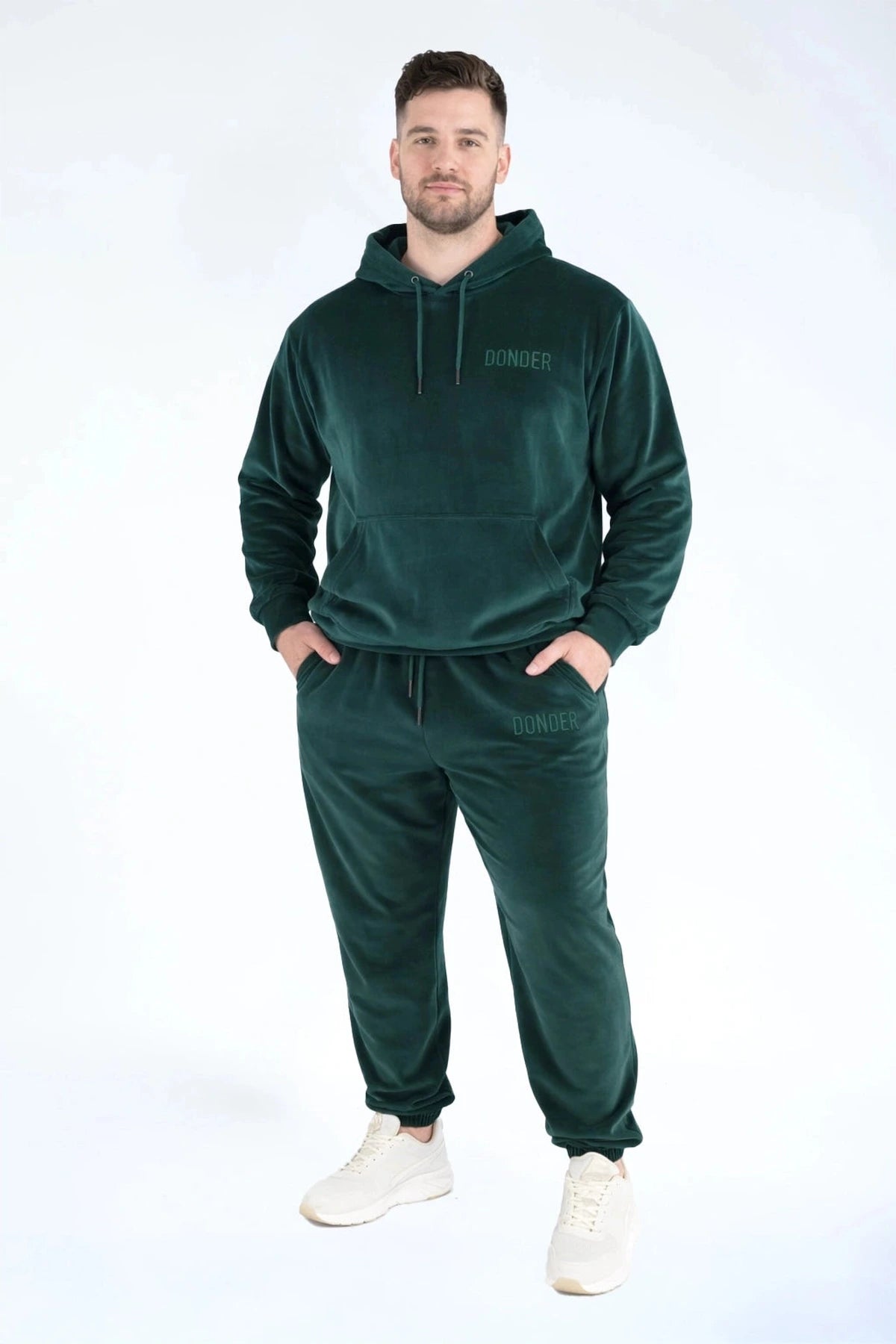 Velvet Jogger Forest Green — fluwelen twinning jogger — sfeerbeeld | Donder