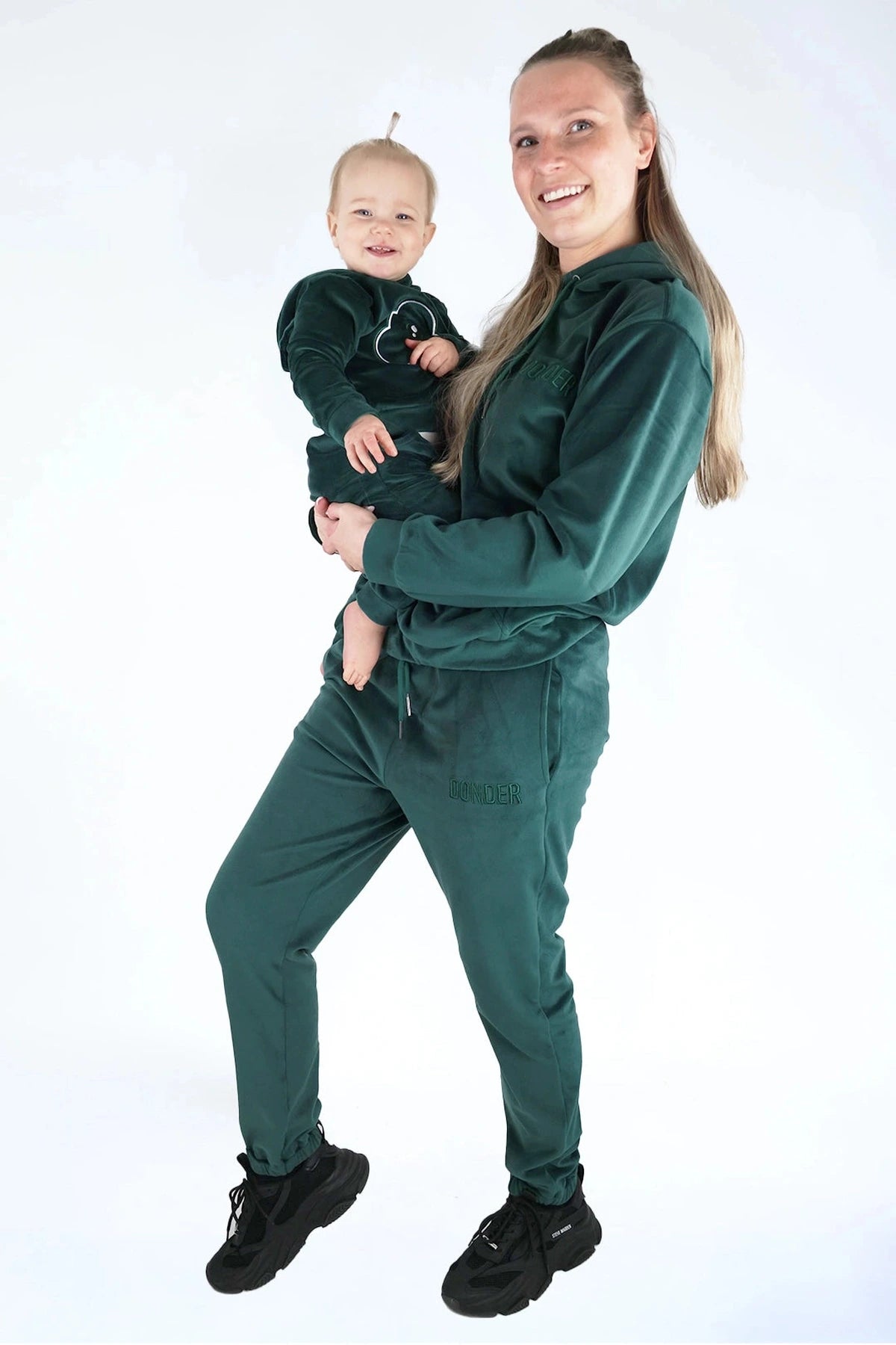 Velvet Trui Forest Green — fluwelen twinning trui groen — stofdetail | Donder