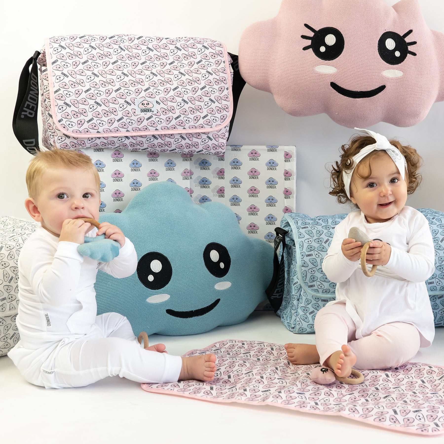 Discover the Cloud-Buddy's Rattle from Donder! π β Donder
