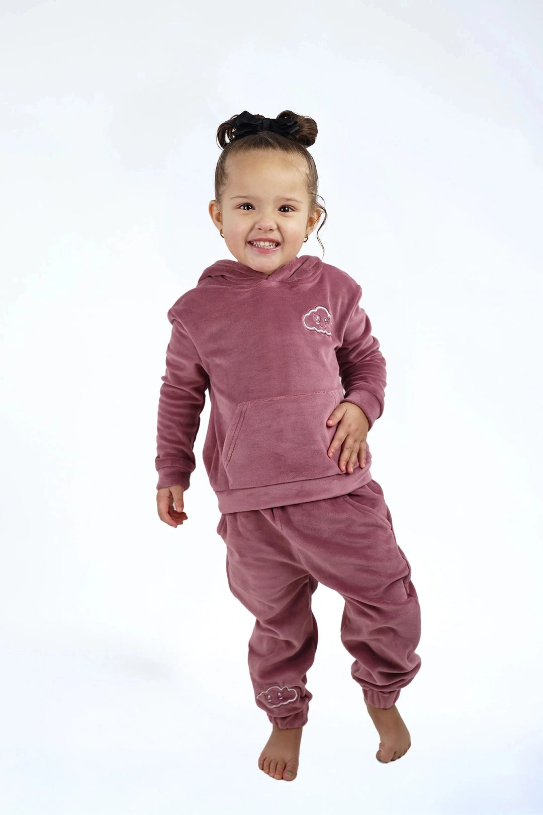Velvet Suit Metallic Berry — luxe fluwelen kinderpak — detail | Donder
